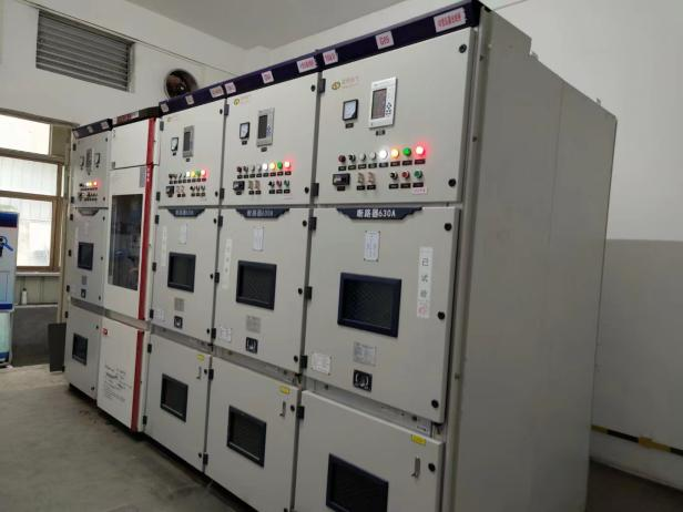 2豪斯特新装1台SCB10-2500KVA变配电工程